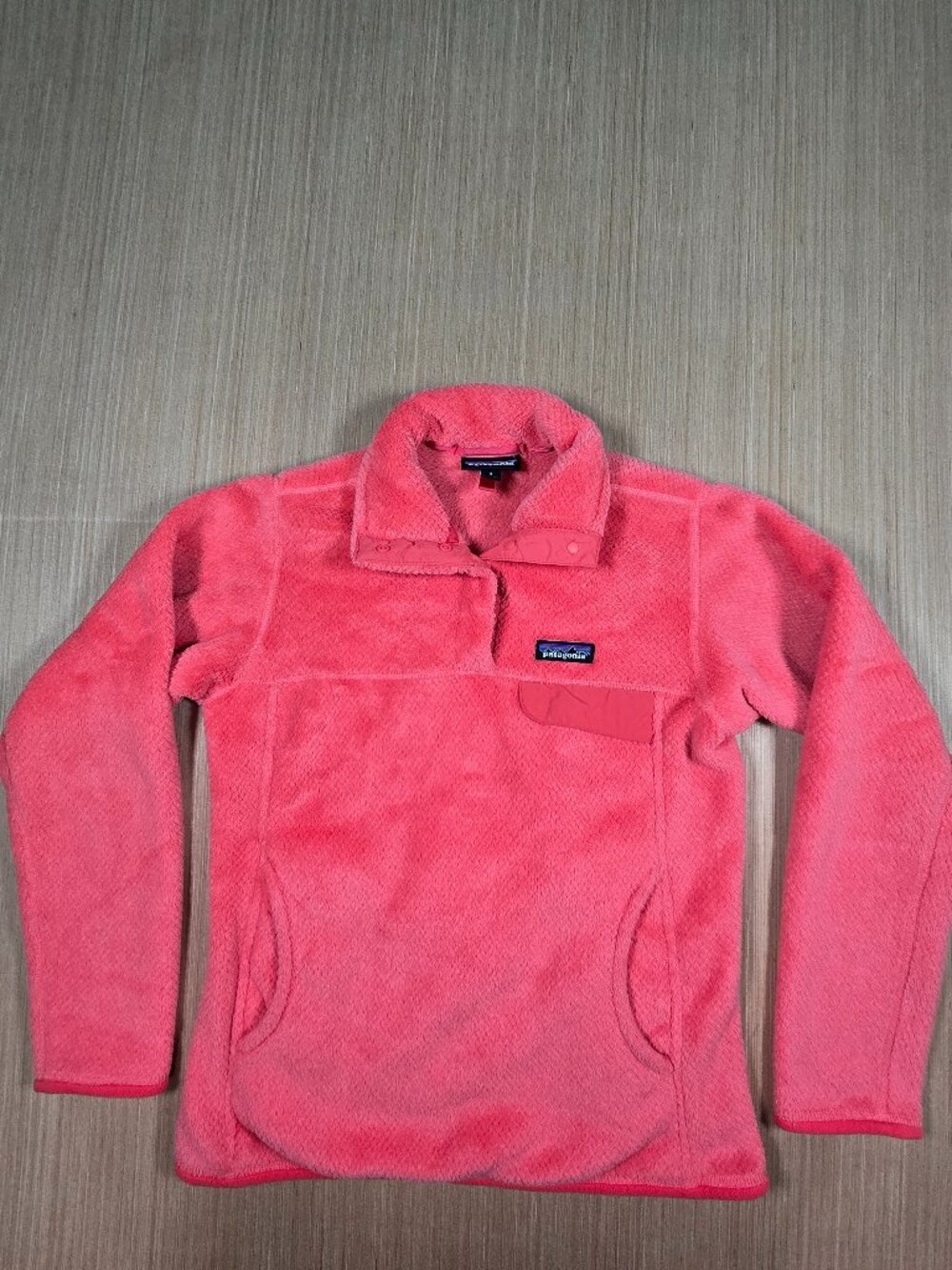 Patagonia Women’s Pink Fleece Pullover Size Small Snap Button